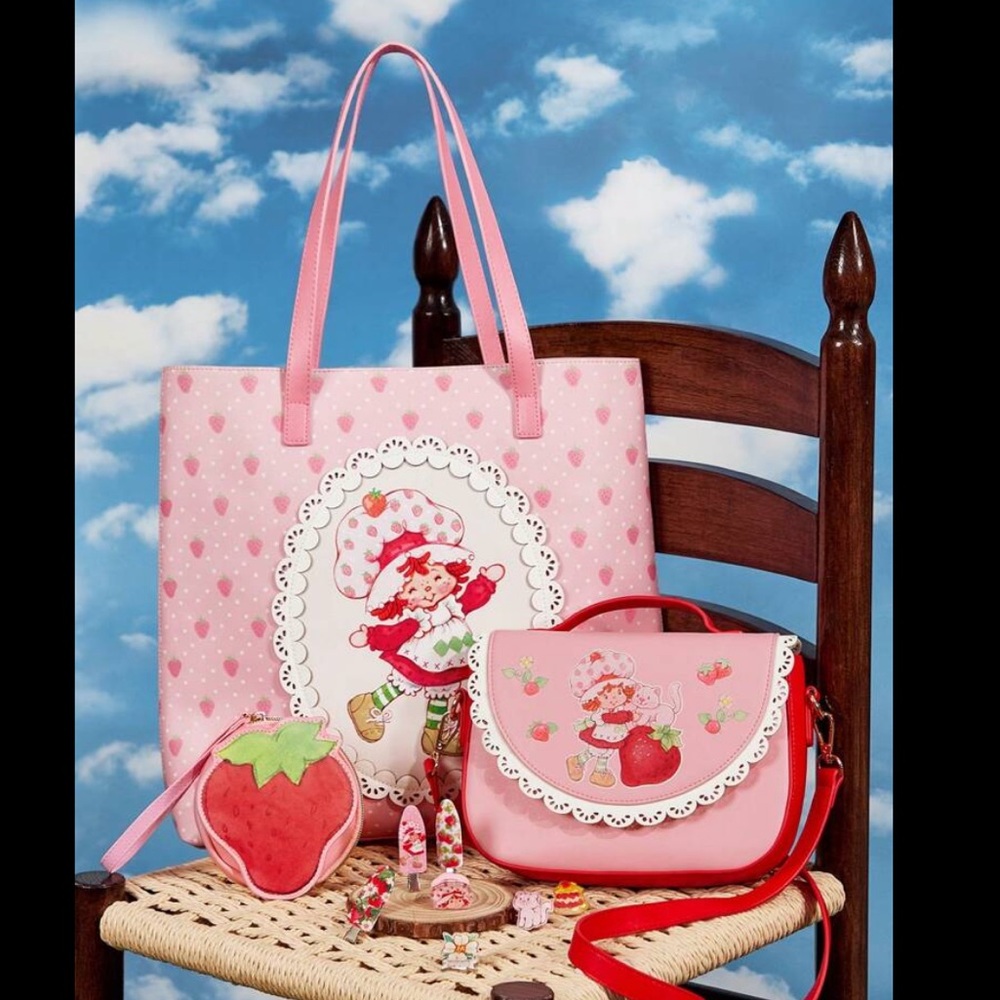 Strawberry Shortcake  Cute Cartoon Character & Strawberry & Lace Print Tote - Picture 9 of 9
